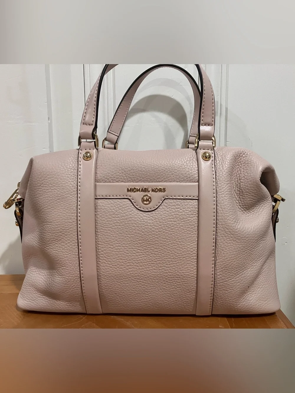 Michael Kors “Beck” Satchel in Soft Pink